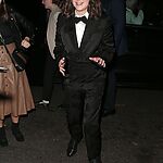 Filename=09192022_-_London_Celebrity_Sightings_004.jpg
Filesize=210KiB
Dimensions=1364x2047
Date added=Apr 10, 2023 09192022_-_London_Celebrity_Sightings_004.jpg