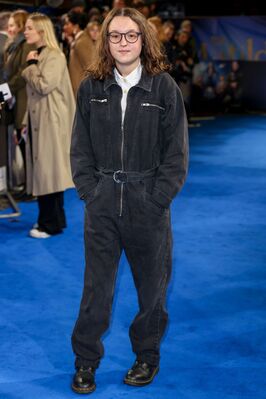 11212022_-_Matilda_The_Musical_-_UK_Gala_Screening_-_VIP_Arrivals_001.jpg