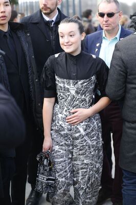 02282023_-_Christian_Dior_-_Outside_Arrivals_-_Paris_Fashion_Week_-_Womenswear_Fall_Winter_018.jpg