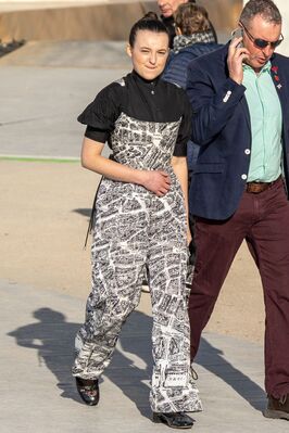 02282023_-_Christian_Dior_-_Outside_Arrivals_-_Paris_Fashion_Week_-_Womenswear_Fall_Winter_025.jpg