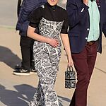 02282023_-_Christian_Dior_-_Outside_Arrivals_-_Paris_Fashion_Week_-_Womenswear_Fall_Winter_010.jpg