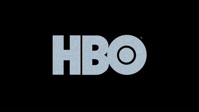 GAME_OF_THRONES_-_E8X01_WINTERFELL_001.jpg