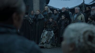 GAME_OF_THRONES_-_E8X01_WINTERFELL_019.jpg