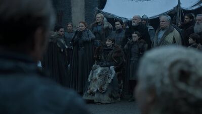 GAME_OF_THRONES_-_E8X01_WINTERFELL_023.jpg