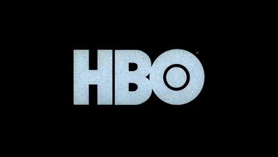 GAME_OF_THRONES_-_E8X01_WINTERFELL_381.jpg