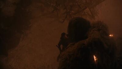 GAME_OF_THRONES_-_E8X03_THE_LONG_NIGHT_194.jpg