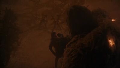 GAME_OF_THRONES_-_E8X03_THE_LONG_NIGHT_200.jpg