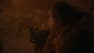 GAME_OF_THRONES_-_E8X03_THE_LONG_NIGHT_209.jpg