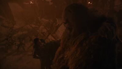 GAME_OF_THRONES_-_E8X03_THE_LONG_NIGHT_211.jpg