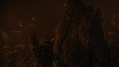 GAME_OF_THRONES_-_E8X03_THE_LONG_NIGHT_240.jpg