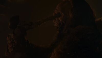 GAME_OF_THRONES_-_E8X03_THE_LONG_NIGHT_320.jpg